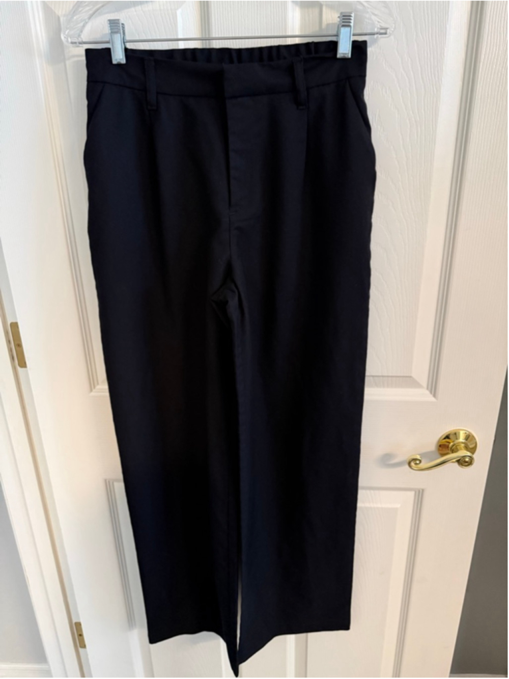 Divided H&M black pleated Trousers wide leg elastic back waist size small
